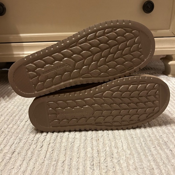 NWT - KOOLABURRA by Ugg Koola Short - Sand - US8 - Picture 7 of 10